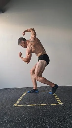 Alex Pérez durante la preparación